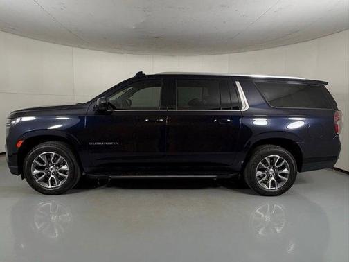 2022 Chevrolet Suburban LS