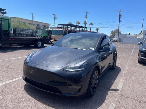 2024 Tesla Model Y Performance