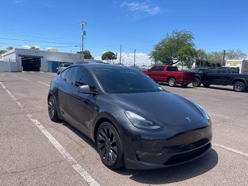 2024 Tesla Model Y Performance