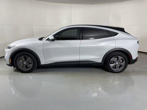 2022 Ford Mustang Mach-E Select