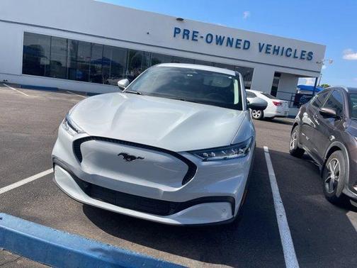 2022 Ford Mustang Mach-E Select