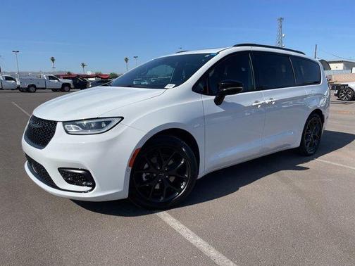 2023 Chrysler Pacifica Limited