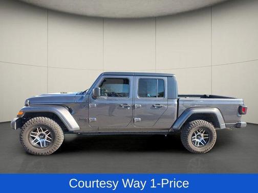 Granite Crystal Clearcoat Metallic 2022 Jeep Gladiator Sport