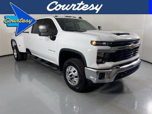 2025 Chevrolet Silverado 3500 LT
