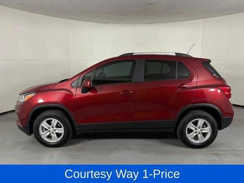 Crimson Metallic 2021 Chevrolet Trax LT