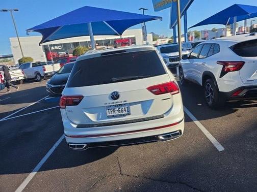 2024 Volkswagen Tiguan 2.0T SEL R-Line