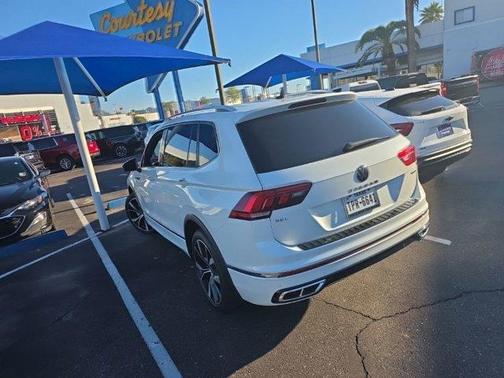 2024 Volkswagen Tiguan 2.0T SEL R-Line