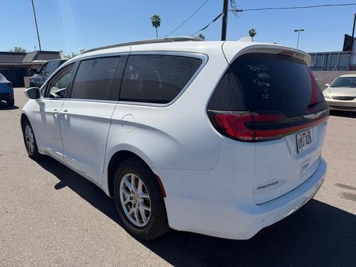 2022 Chrysler Pacifica Touring-L