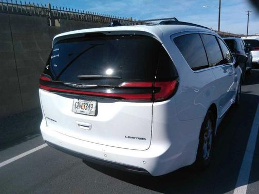 2023 Chrysler Pacifica Limited