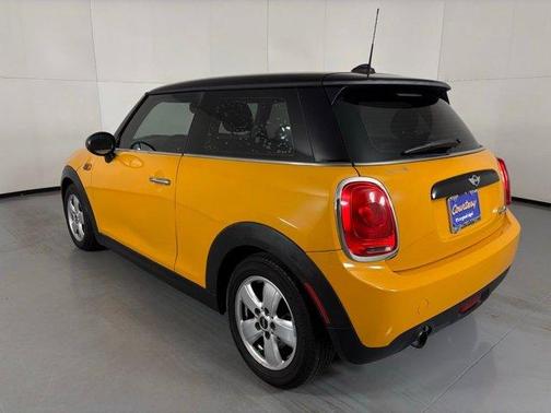 2016 MINI Hardtop Cooper