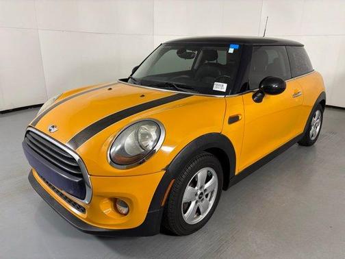 2016 MINI Hardtop Cooper