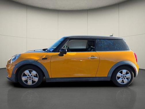 2016 MINI Hardtop Cooper