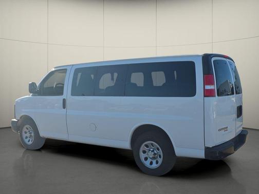 Summit White 2014 Chevrolet Express 1500 LS