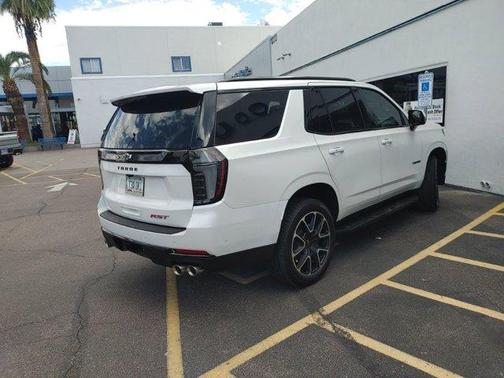 2025 Chevrolet Tahoe RST