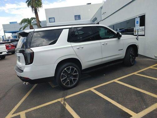 2025 Chevrolet Tahoe RST