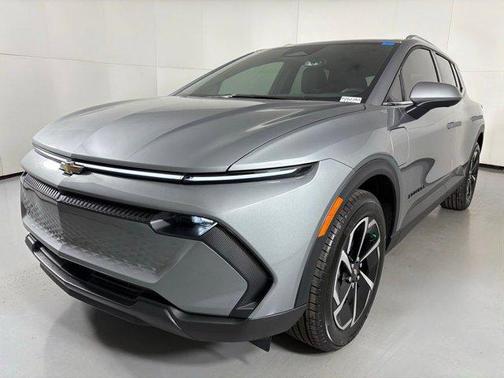 2026 Chevrolet Equinox EV LT 2