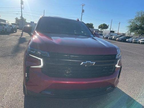 2024 Chevrolet Suburban RST