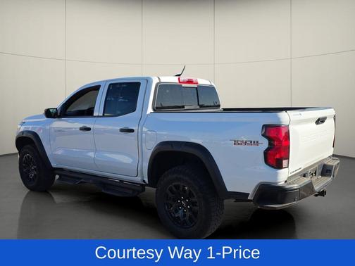 Summit White 2025 Chevrolet Colorado Trail Boss