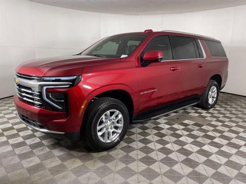 2025 Chevrolet Suburban LT