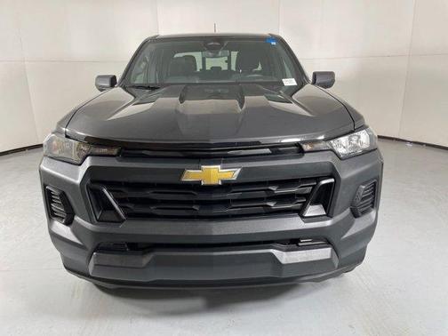2024 Chevrolet Colorado WT