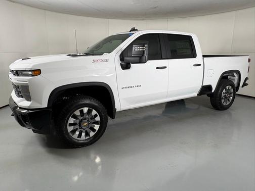2026 Chevrolet Silverado 2500 Custom