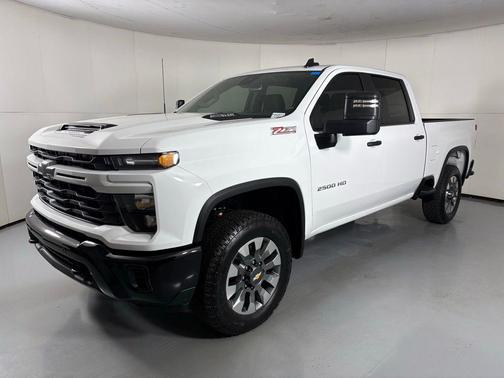 2026 Chevrolet Silverado 2500 Custom