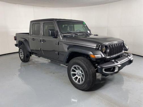 2024 Jeep Gladiator Sport
