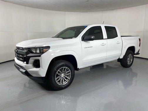 2025 Chevrolet Colorado LT