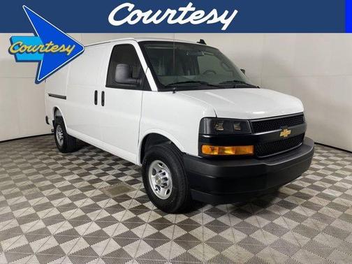 2025 Chevrolet Express 2500 Work Van
