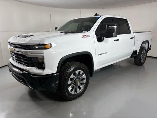 2026 Chevrolet Silverado 2500 Custom