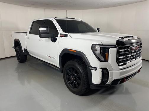 2024 GMC Sierra 2500 AT4