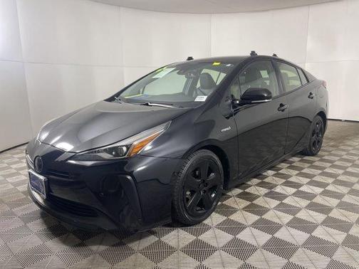 2021 Toyota Prius XLE