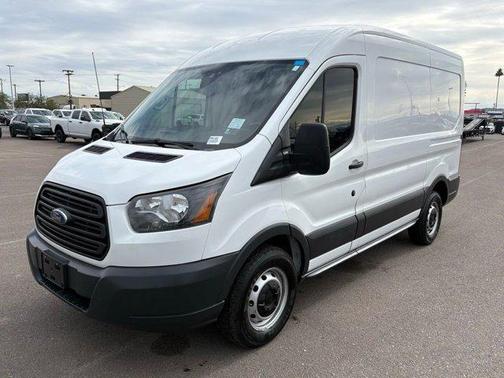 2018 Ford Transit-250 130 WB Medium Roof Cargo