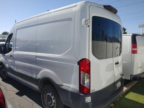 2018 Ford Transit-250 130 WB Medium Roof Cargo