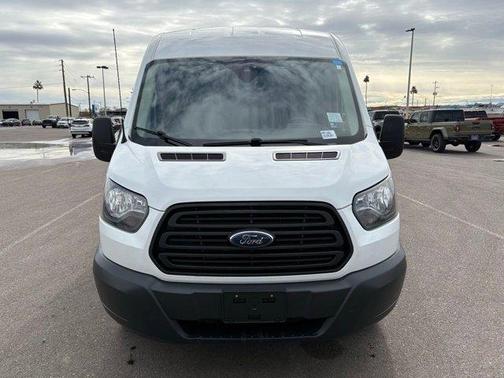 2018 Ford Transit-250 130 WB Medium Roof Cargo