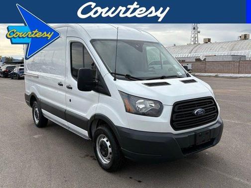 2018 Ford Transit-250 130 WB Medium Roof Cargo