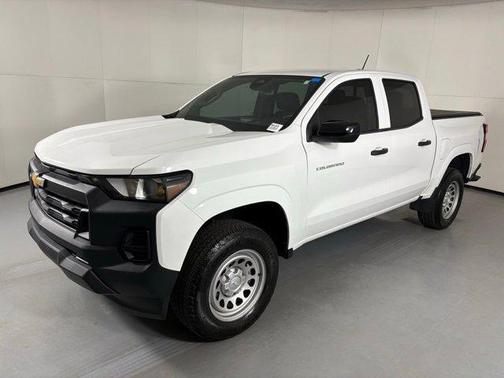 2024 Chevrolet Colorado WT