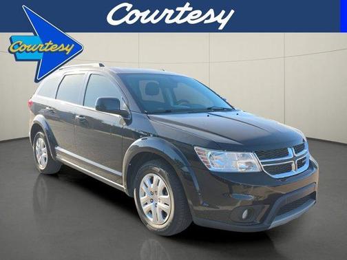 Pitch Black Clearcoat 2019 Dodge Journey SE