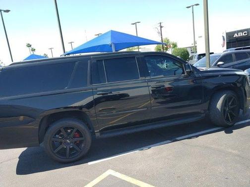2016 Cadillac Escalade ESV Luxury