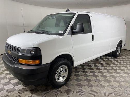 2025 Chevrolet Express 2500 Work Van
