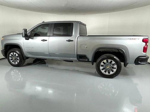 2025 Chevrolet Silverado 2500 Custom