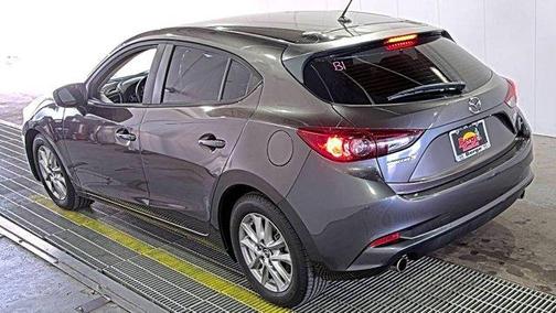 2018 Mazda Mazda3 Sport