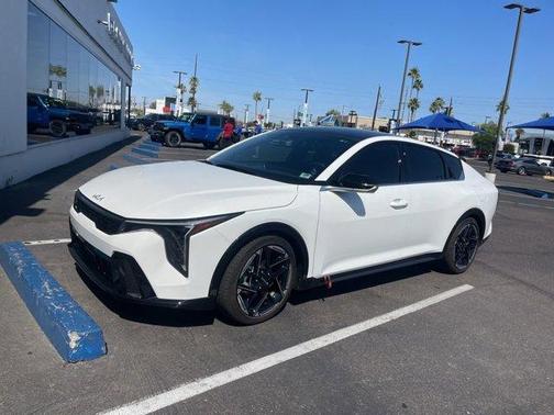 2025 Kia K4 GT-Line