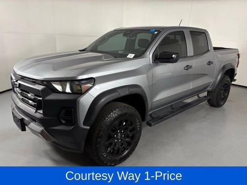 Sterling Gray Metallic 2023 Chevrolet Colorado Trail Boss