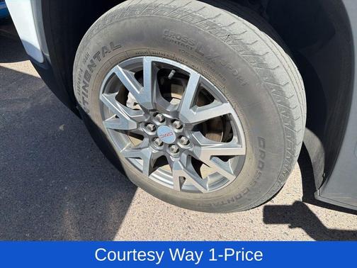 Summit White 2023 GMC Acadia SLT