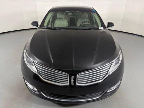 2016 Lincoln MKZ Base