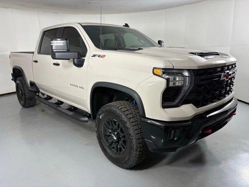 2026 Chevrolet Silverado 2500 ZR2