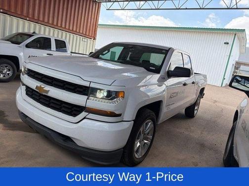 Summit White 2018 Chevrolet Silverado 1500 Custom