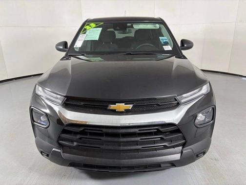 Mosaic Black Metallic 2023 Chevrolet Trailblazer LS