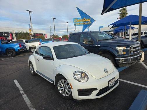 2017 Volkswagen Beetle 1.8T S